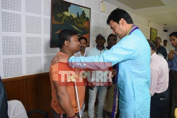 'Govt is answerable to the public' : Tripura CM